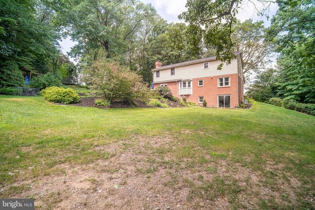 5032 BARKWOOD LN, York, PA 17406