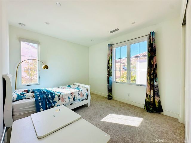 139 Winnett, Irvine, CA 92602