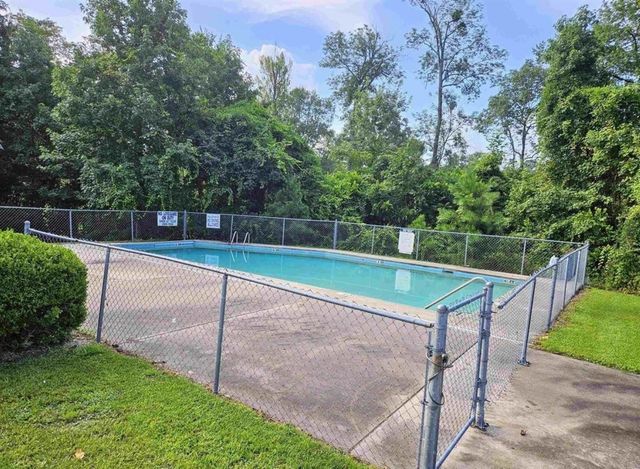 615 Carter Ln Apt B1, Conway, SC 29526