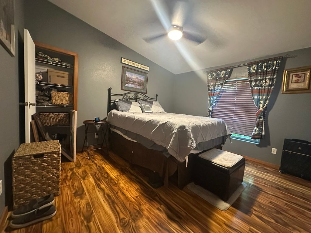 Image 14 of property listing at 1810 No Creek Court, Helena, MT 59602
