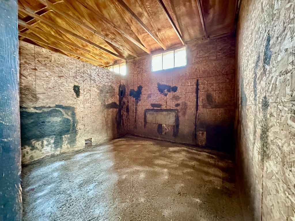Image 36 of property listing at 1810 No Creek Court, Helena, MT 59602