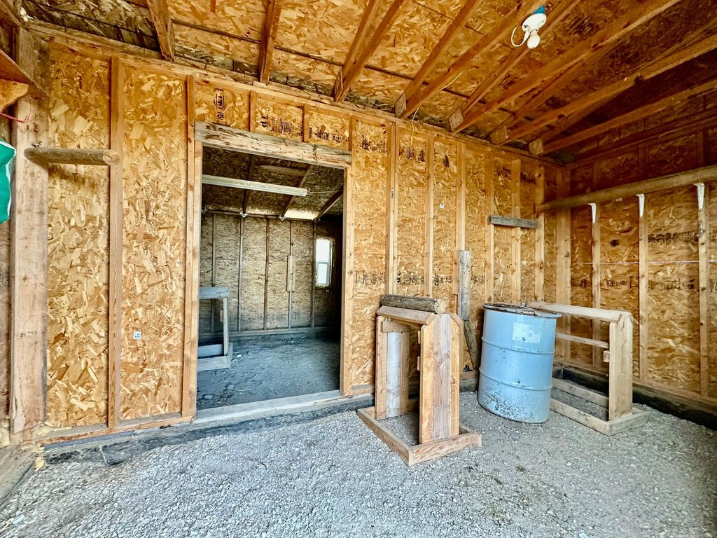 Image 43 of property listing at 1810 No Creek Court, Helena, MT 59602