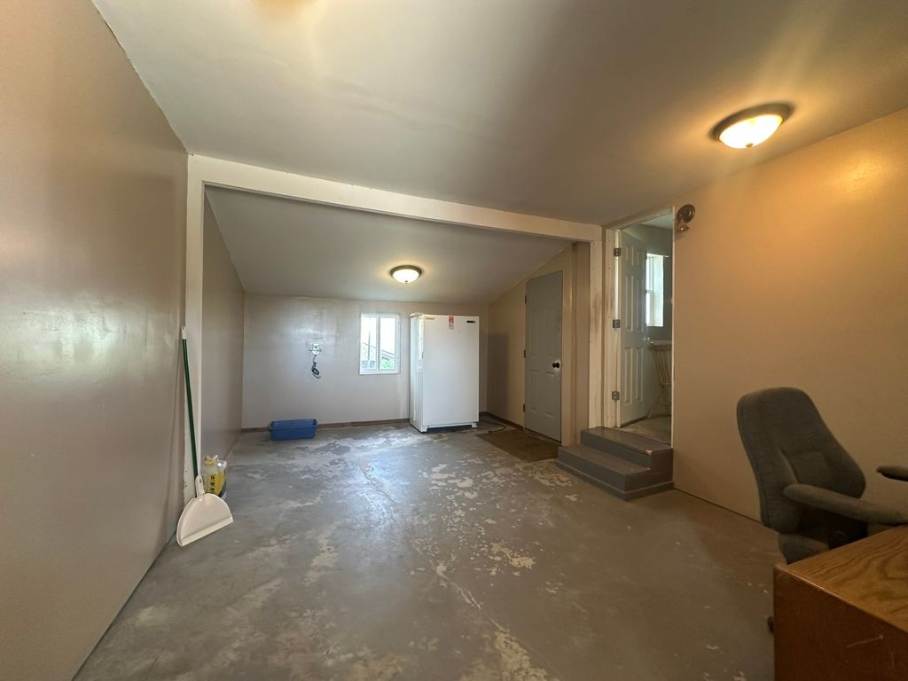 Image 9 of property listing at 1810 No Creek Court, Helena, MT 59602