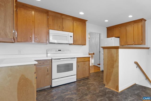 2513 HILLWOOD PL, Charlottesville, VA 22901