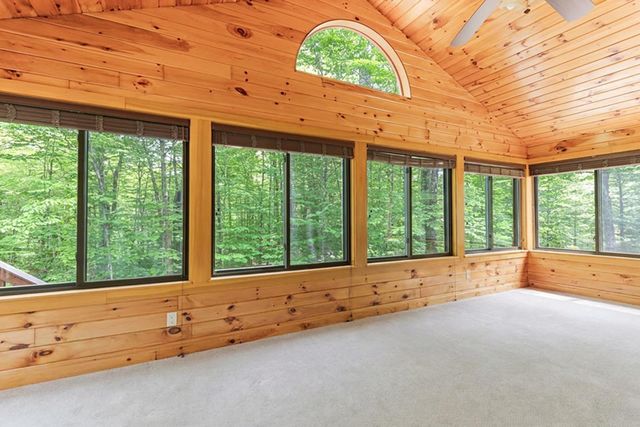 8 Sunset Walk, Enfield, NH 03748
