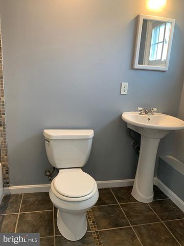 13807 EASTLAND ST, Rockville, MD 20853