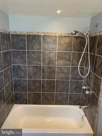 13807 EASTLAND ST, Rockville, MD 20853