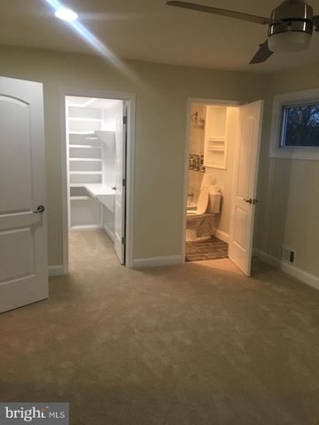 13807 EASTLAND ST, Rockville, MD 20853