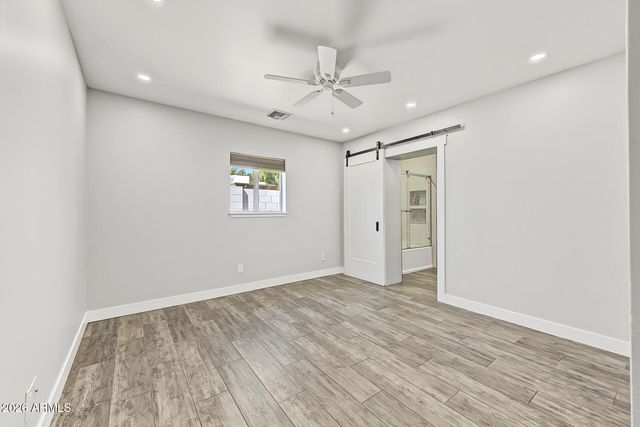 3230 E YUCCA Street, Phoenix, AZ 85028