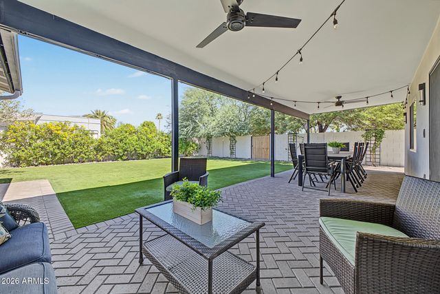 3230 E YUCCA Street, Phoenix, AZ 85028
