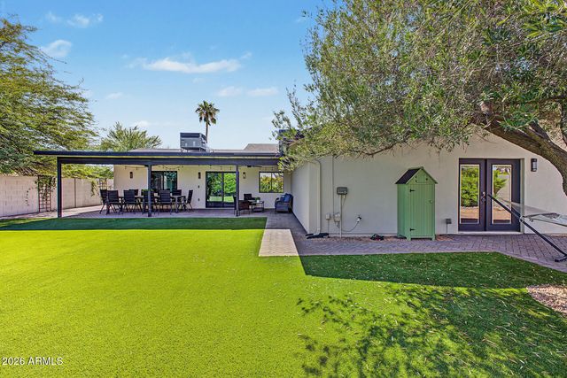 3230 E YUCCA Street, Phoenix, AZ 85028
