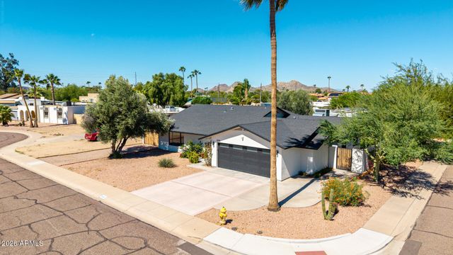 3230 E YUCCA Street, Phoenix, AZ 85028