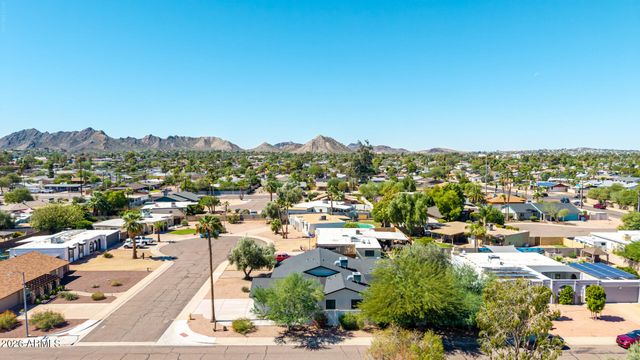 3230 E YUCCA Street, Phoenix, AZ 85028