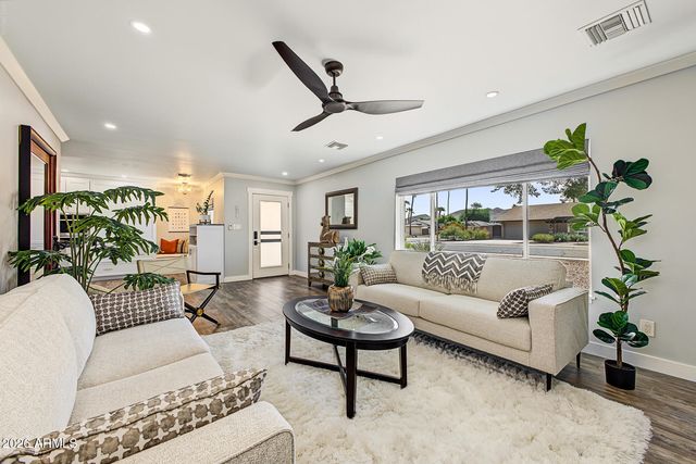 3230 E YUCCA Street, Phoenix, AZ 85028