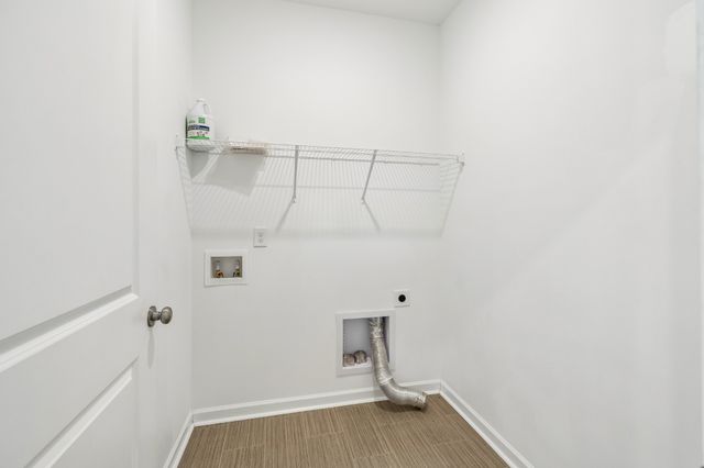 1853 Holdens Hollow, Columbia, TN 38401