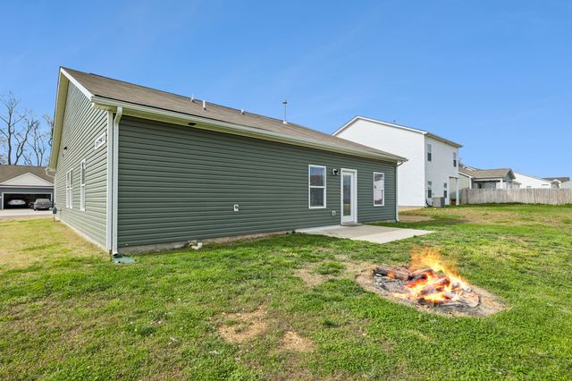 1853 Holdens Hollow, Columbia, TN 38401