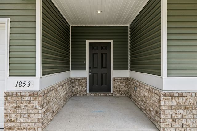 1853 Holdens Hollow, Columbia, TN 38401