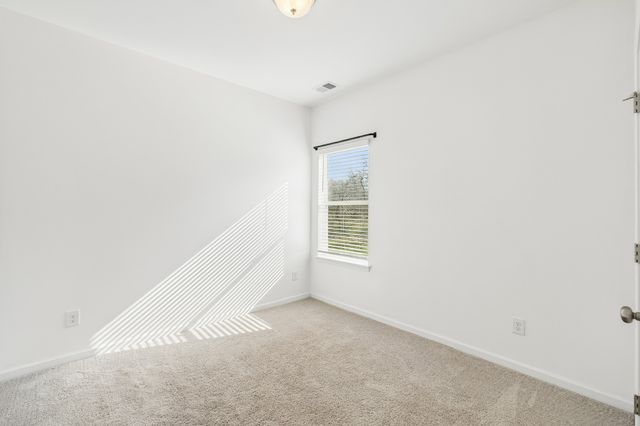 1853 Holdens Hollow, Columbia, TN 38401