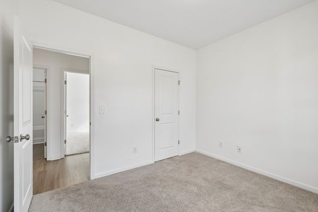 1853 Holdens Hollow, Columbia, TN 38401