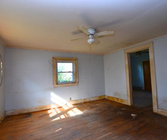 1230 Aurora Avenue SE, Cleveland, TN 37311