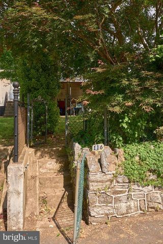 116 S 6TH AVE, West Reading, PA 19611