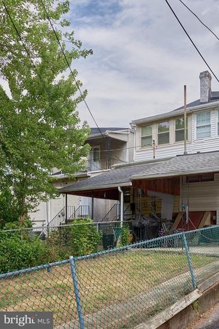 116 S 6TH AVE, West Reading, PA 19611