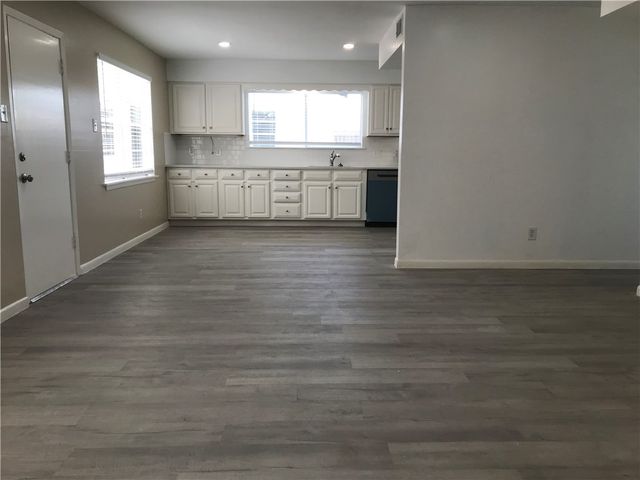 1226 Clarion Dr, Corpus Christi, TX 78412