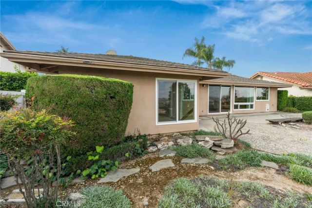 611 Honeywood Lane, La Habra, CA 90631