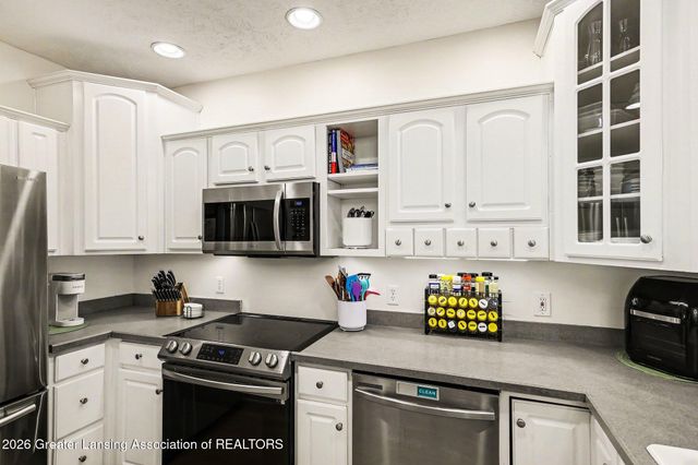 5704 Shaw Street 2, Haslett, MI 48840