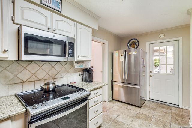 510 FAIRWAY DR, Kerrville, TX 78028