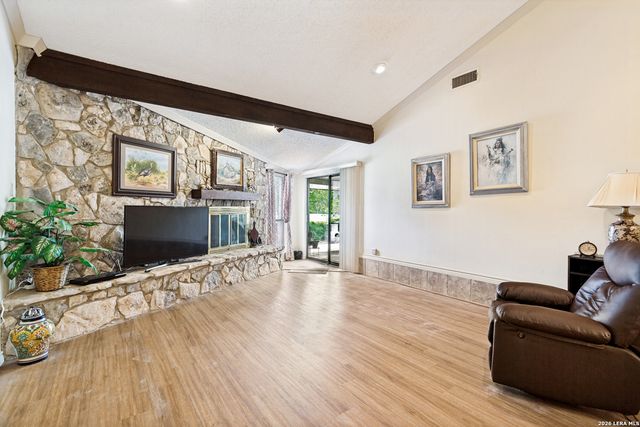 510 FAIRWAY DR, Kerrville, TX 78028