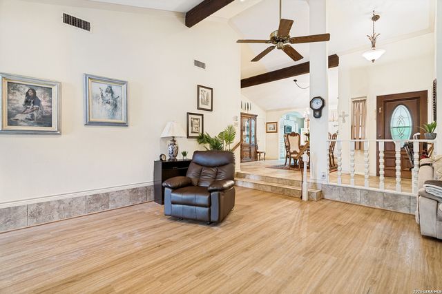 510 FAIRWAY DR, Kerrville, TX 78028