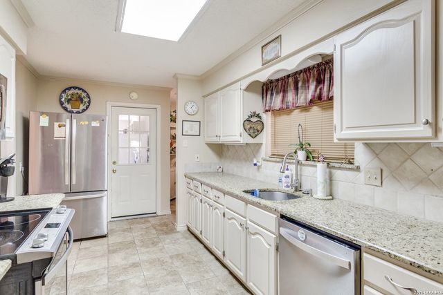 510 FAIRWAY DR, Kerrville, TX 78028