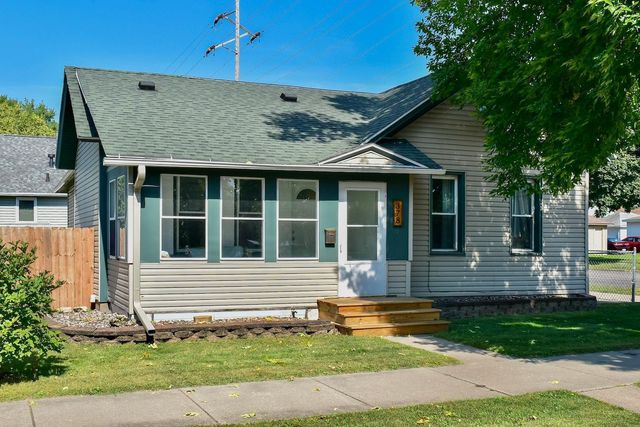 378 E King Street, Winona, MN 55987