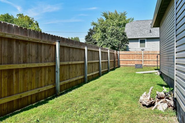 378 E King Street, Winona, MN 55987