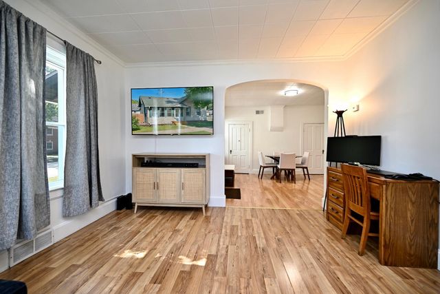 378 E King Street, Winona, MN 55987