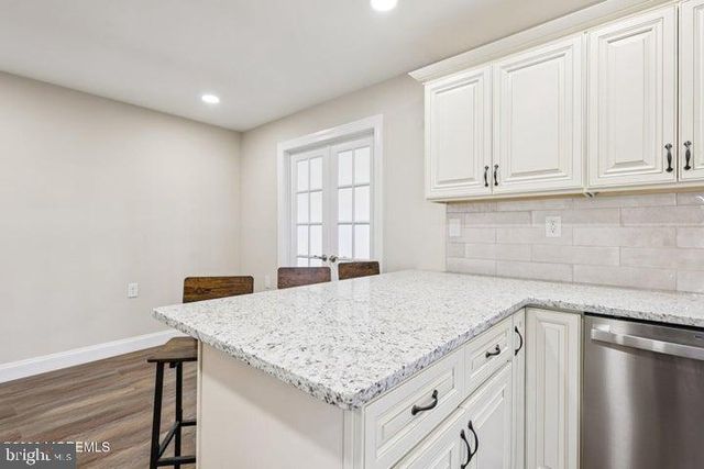 10 WOODSTOCK LN, Manchester, NJ 08759