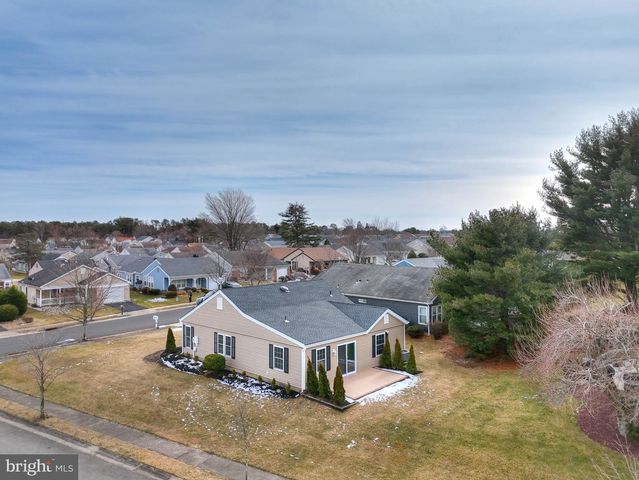 10 WOODSTOCK LN, Manchester, NJ 08759