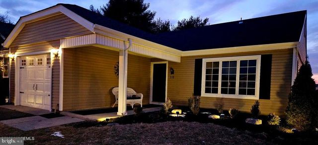 10 WOODSTOCK LN, Manchester, NJ 08759