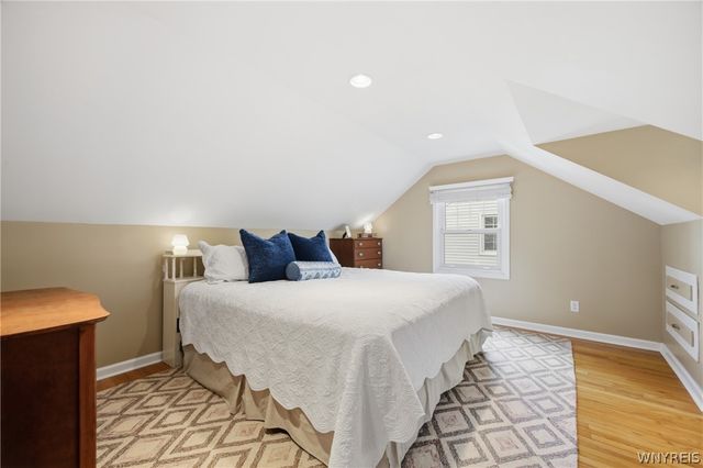 128 Wrexham Court South, Tonawanda, NY 14150