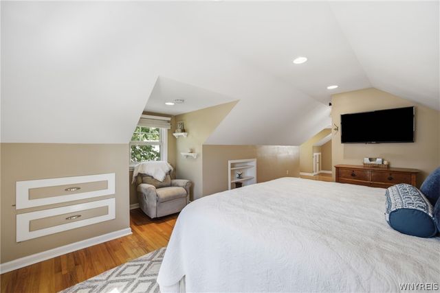 128 Wrexham Court South, Tonawanda, NY 14150