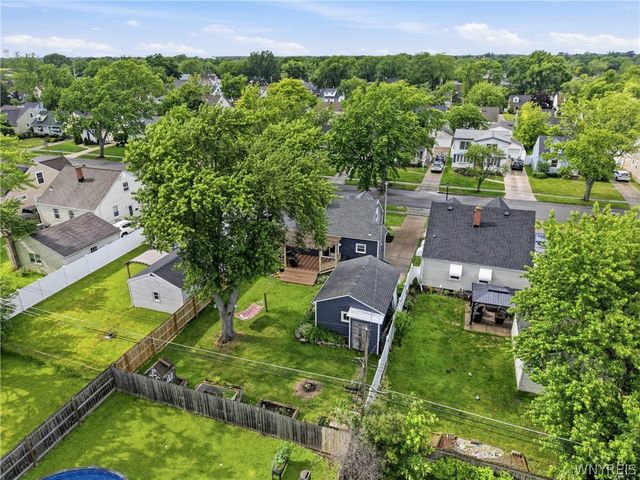 128 Wrexham Court South, Tonawanda, NY 14150