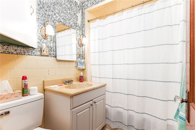 109 Hemond Avenue, Woonsocket, RI 02895