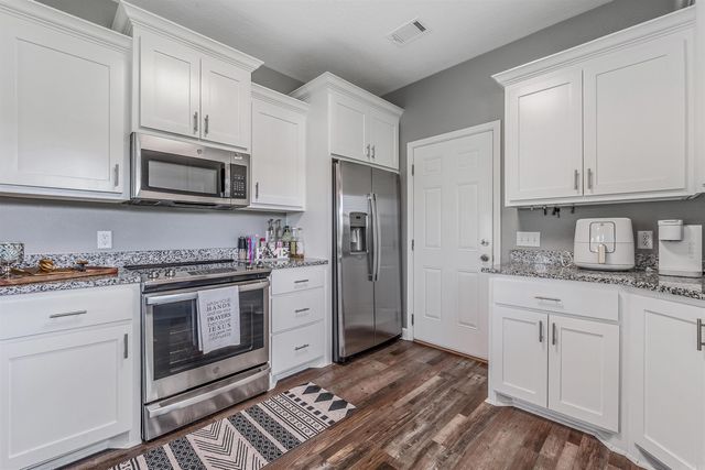58 Edward Way, Greenbrier, AR 72058