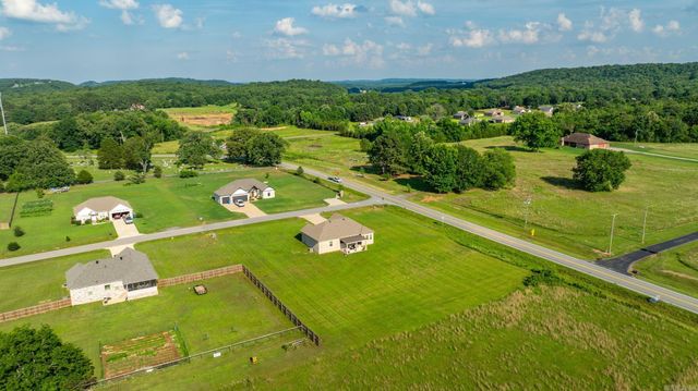 58 Edward Way, Greenbrier, AR 72058