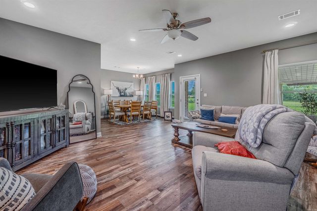 58 Edward Way, Greenbrier, AR 72058