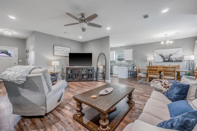 58 Edward Way, Greenbrier, AR 72058