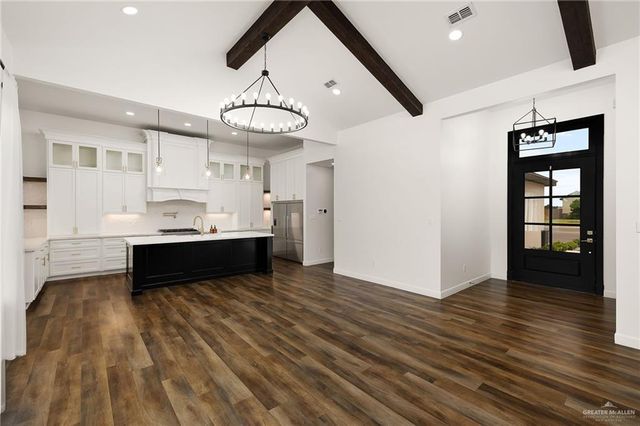 1801 E 28th Street, Mission, TX 78574