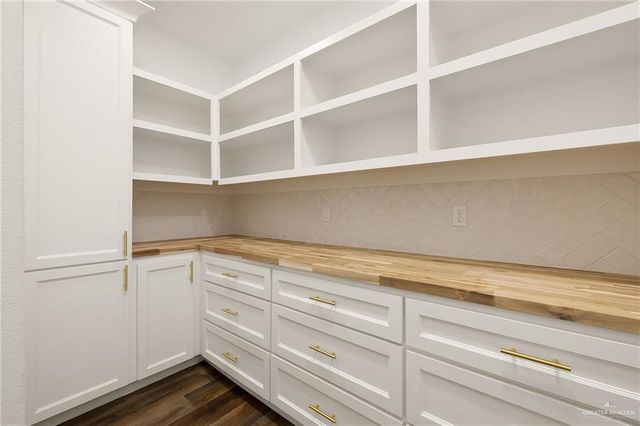 1801 E 28th Street, Mission, TX 78574
