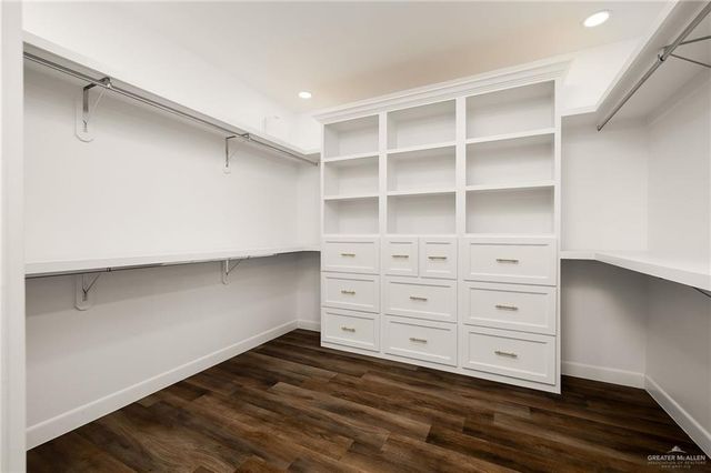 1801 E 28th Street, Mission, TX 78574